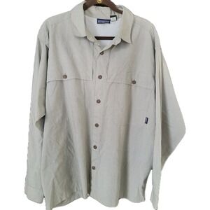 Patagonia Green Plaid Vented Button‎ Up Shirt Mens XL Outdoor Hiking Long Sleeve